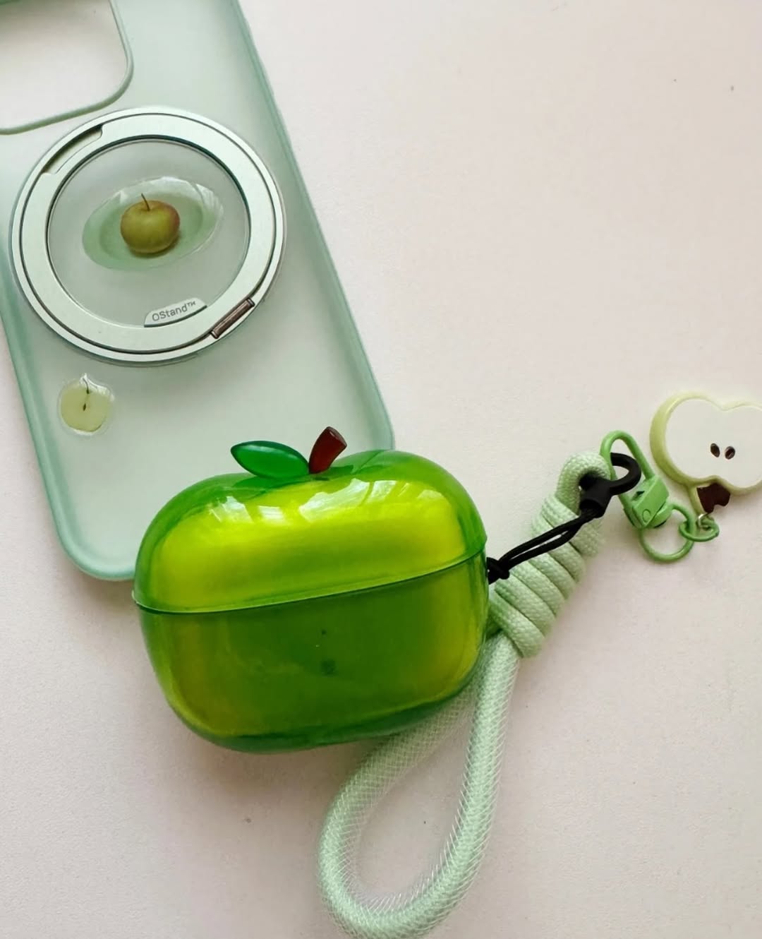 Apple AirPods Case  🍏🍎