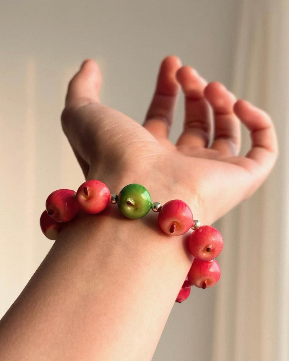 Apple Bracelet  🍎